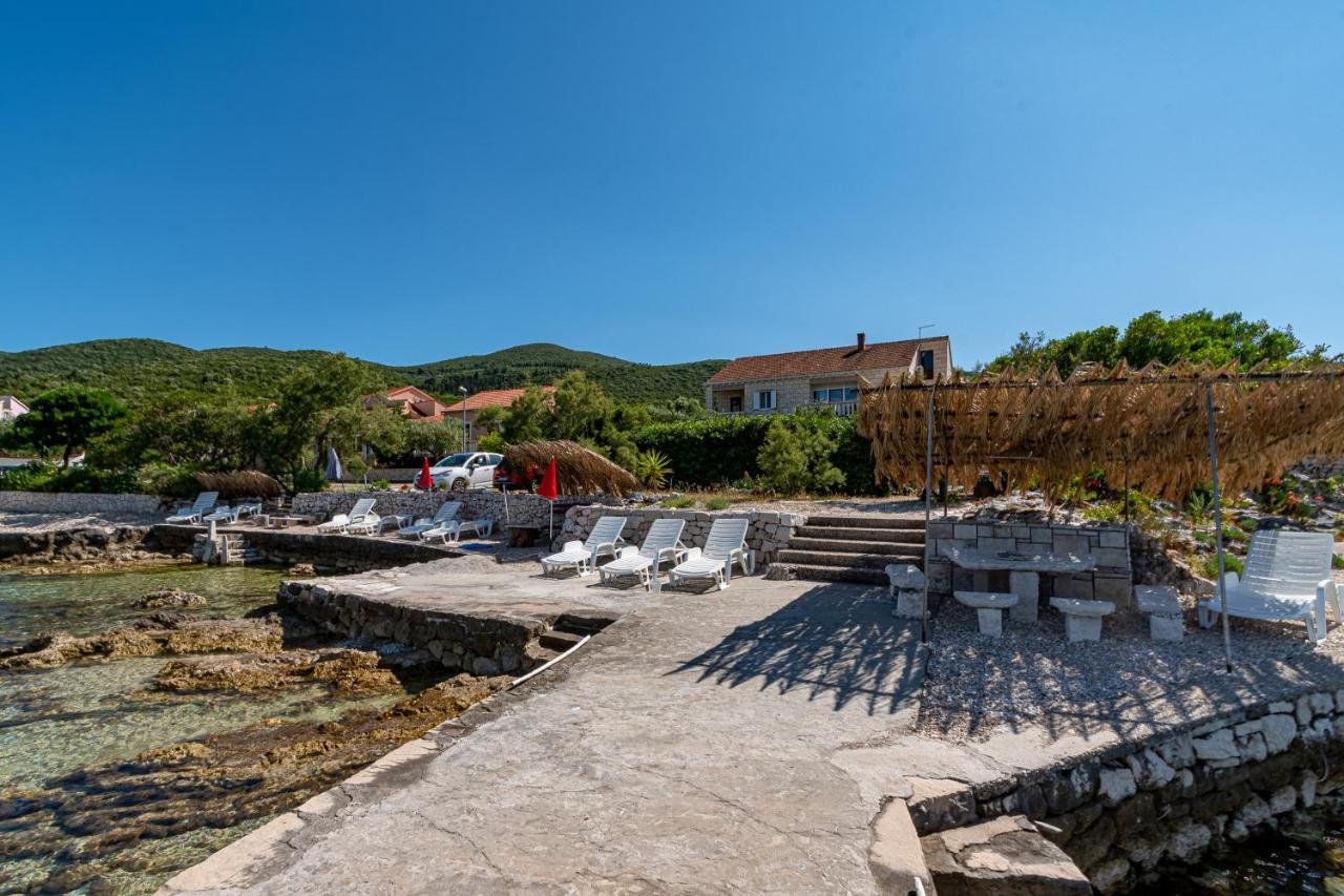 Apartments Mak Račišće Exteriér fotografie