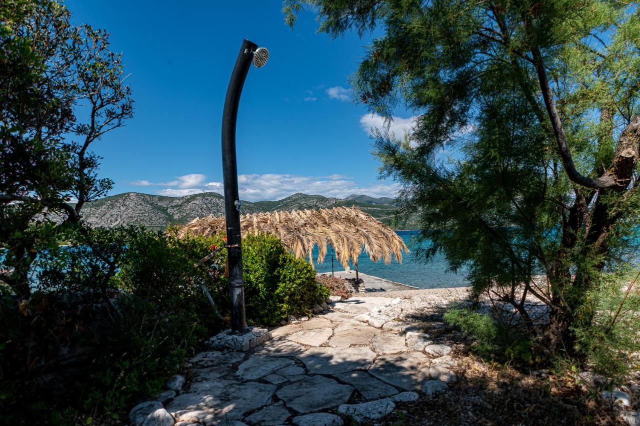 Apartments Mak Račišće Exteriér fotografie