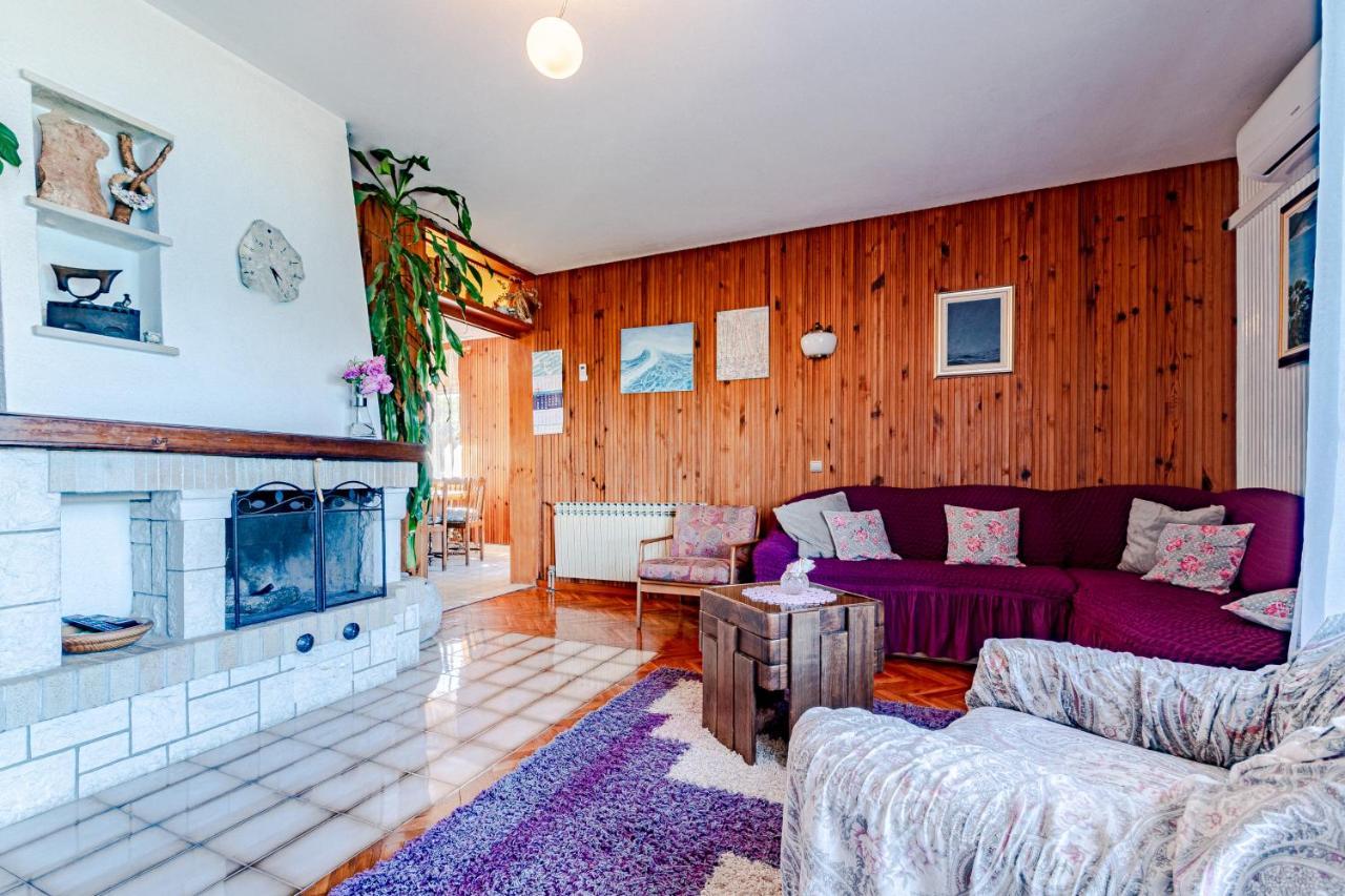Apartments Mak Račišće Exteriér fotografie