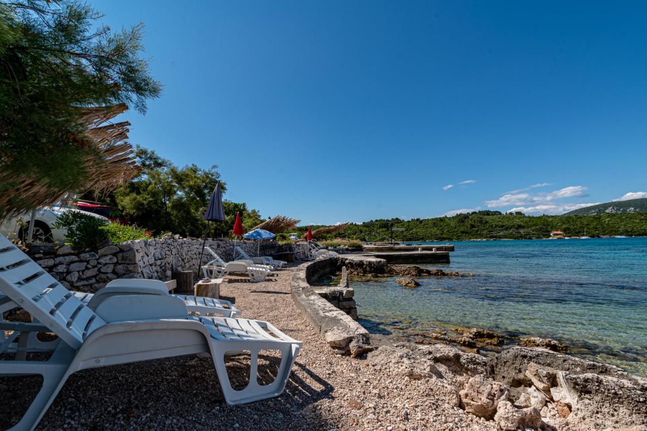 Apartments Mak Račišće Exteriér fotografie