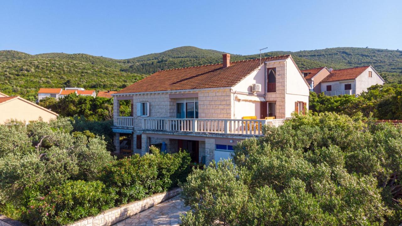 Apartments Mak Račišće Exteriér fotografie