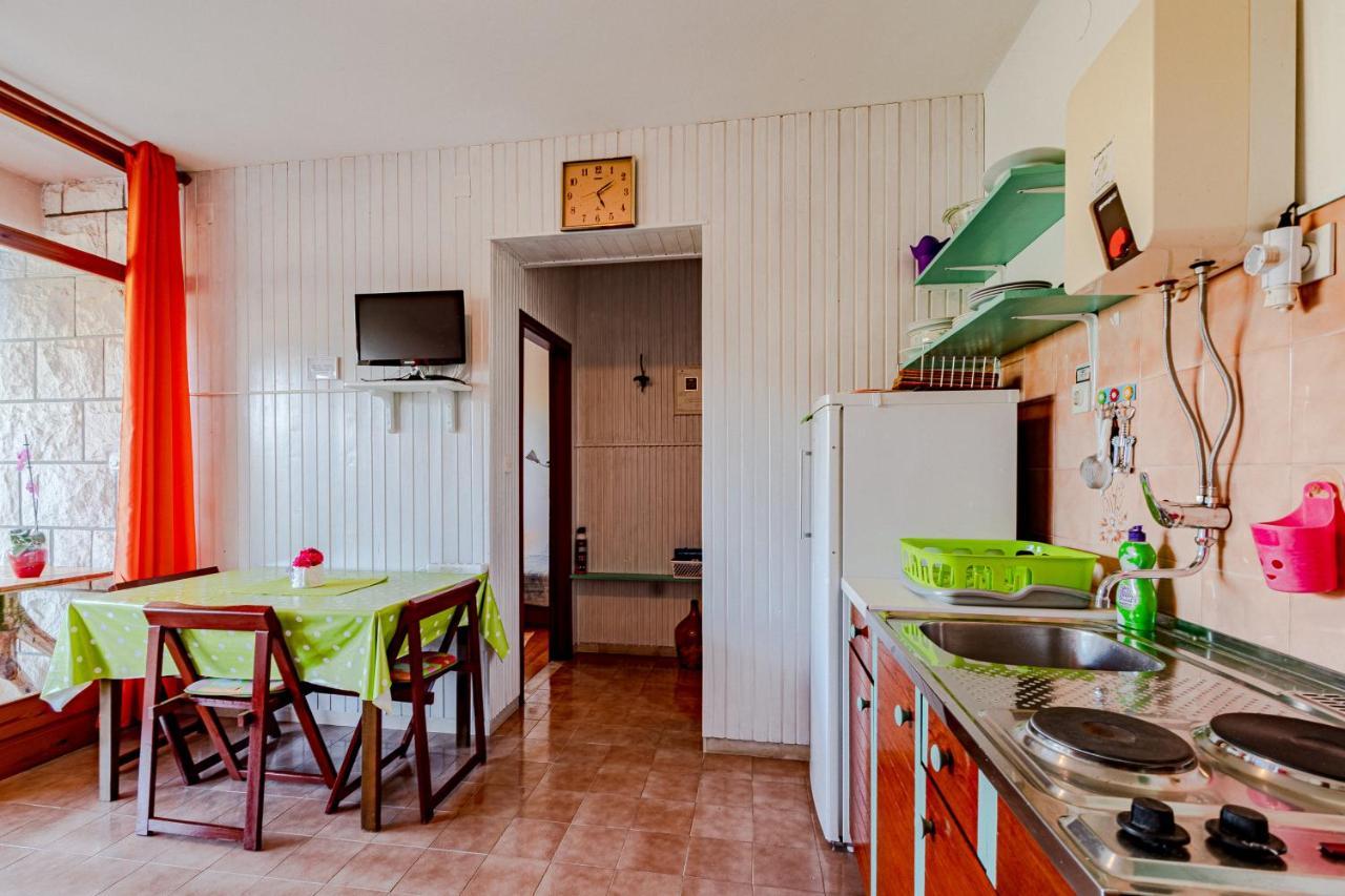 Apartments Mak Račišće Exteriér fotografie