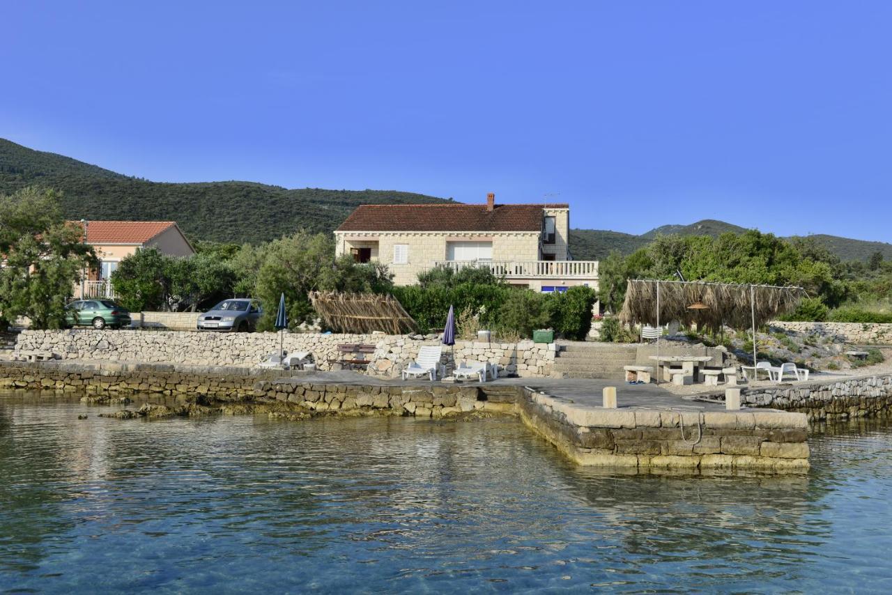 Apartments Mak Račišće Exteriér fotografie